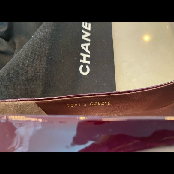 CHANEL Patent Escarpins Pumps - new!! - Picture 5 of 8